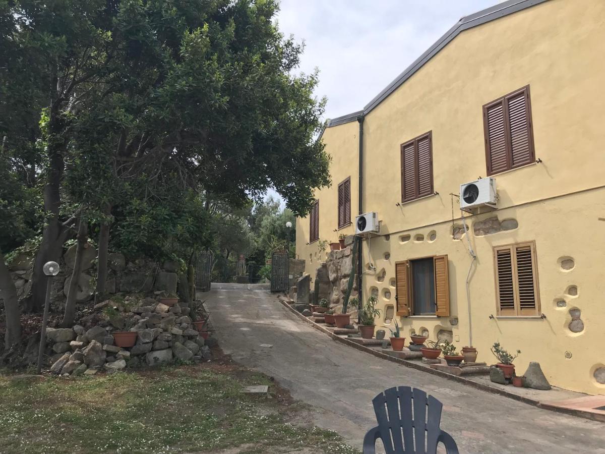A Casa Di Peppino Villa Greco Tyndaris Exteriör bild