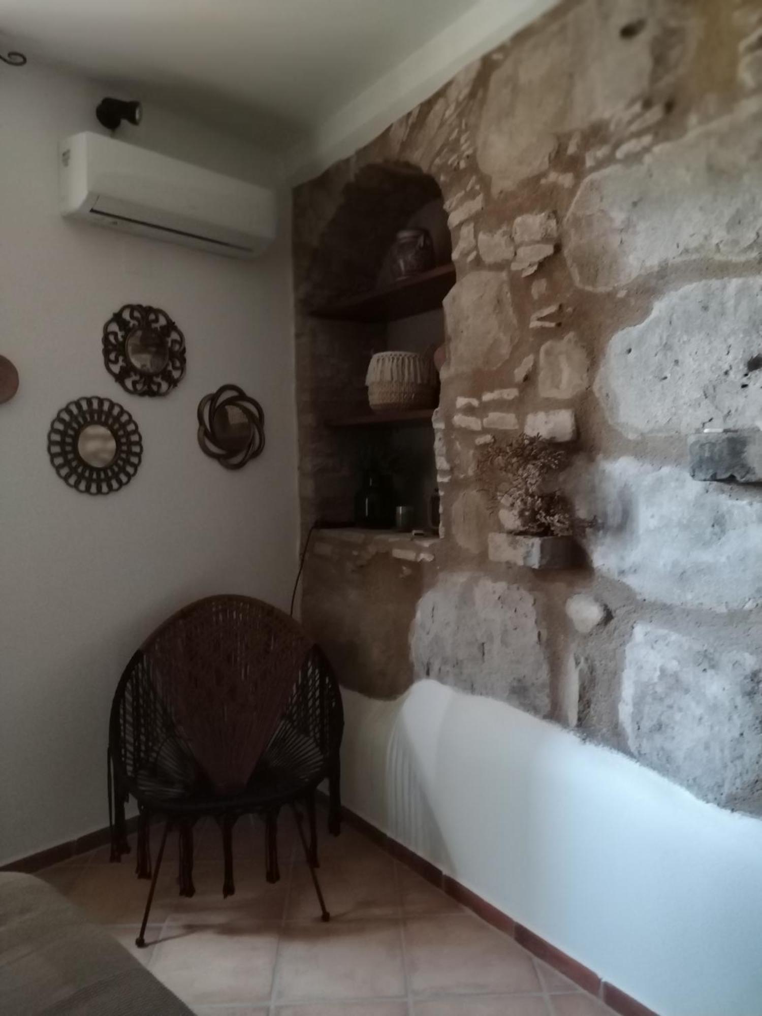 A Casa Di Peppino Villa Greco Tyndaris Exteriör bild